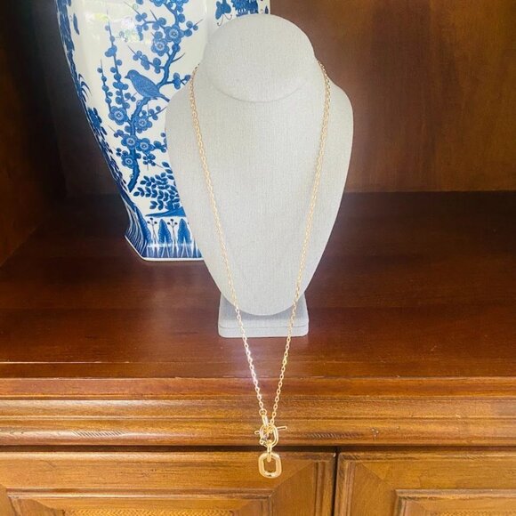 Ann Taylor LOFT Gold Tone Front Toggle Necklace - Picture 5 of 8